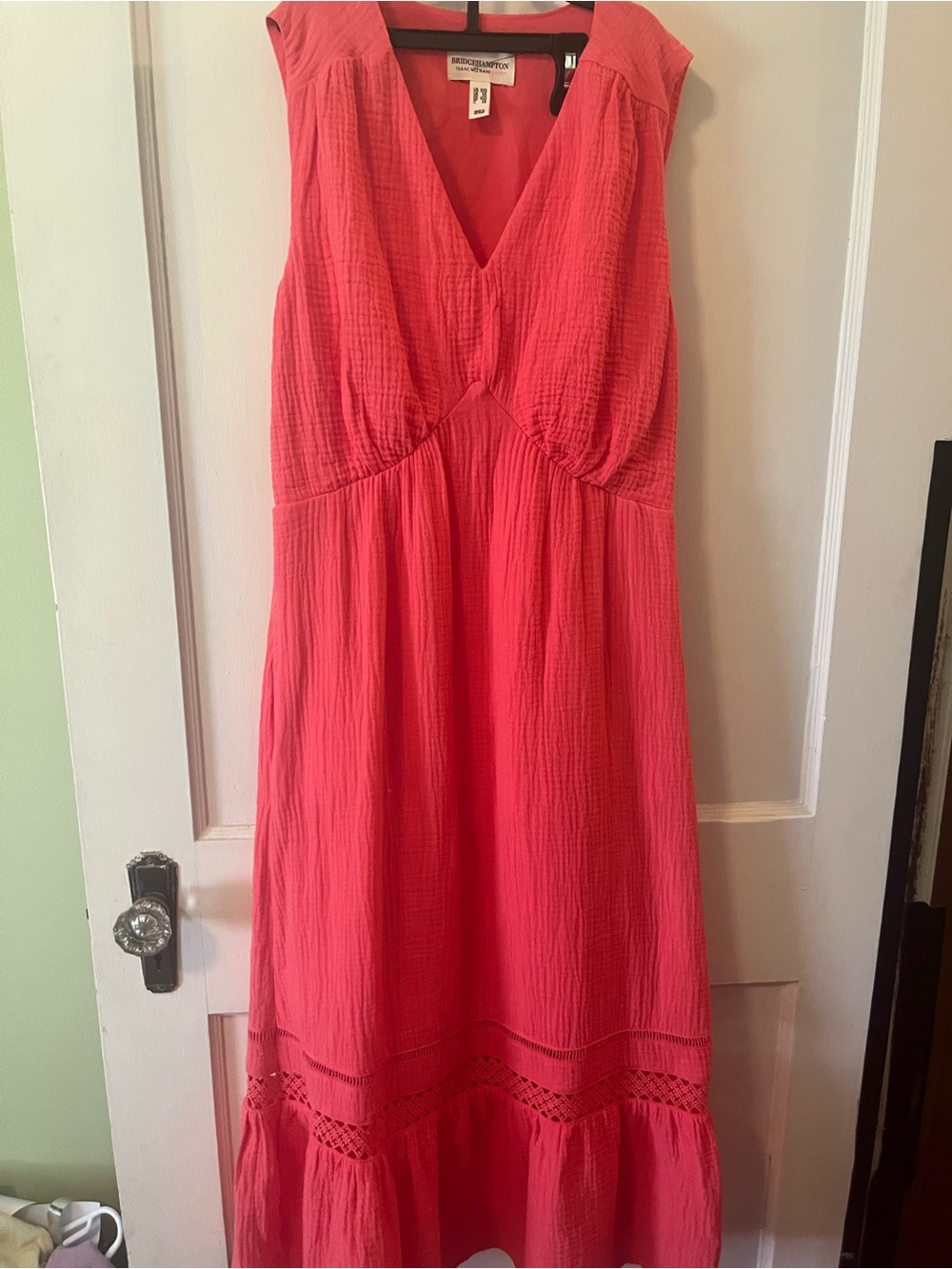 Isaac Mizrahi Bridgehampton Gauze peach Rose V-Neck Maxi Dress with Pockets